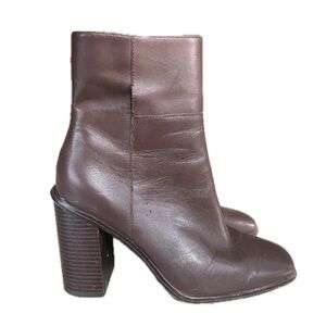 Women’s Aldo Ankle bootie heels , leather, brown, size 7.5 US